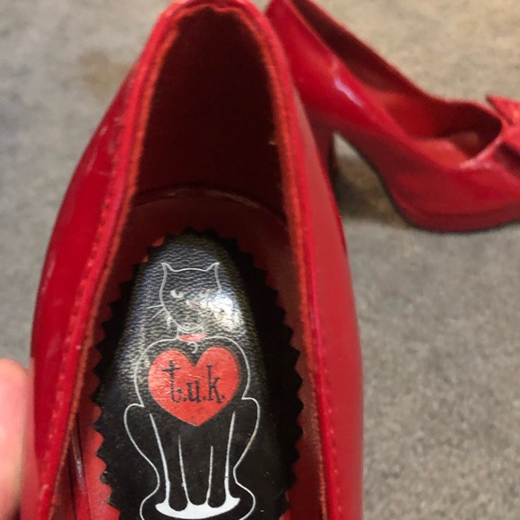 Heels - Picture 3 of 4